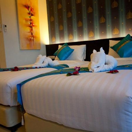 Kata Green Beach Hotel ภายนอก รูปภาพ