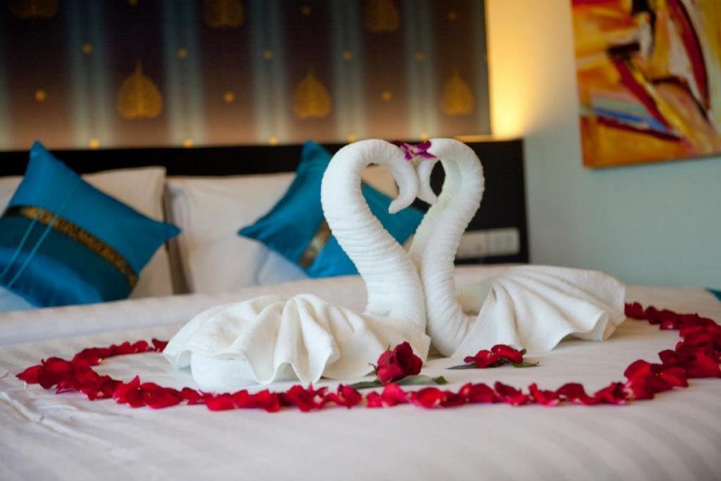 Kata Green Beach Hotel ภายนอก รูปภาพ